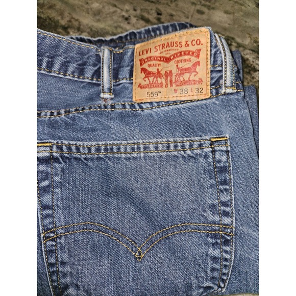 Men’s 559 Levi 38 x 32 blue denim jeans - Picture 3 of 3